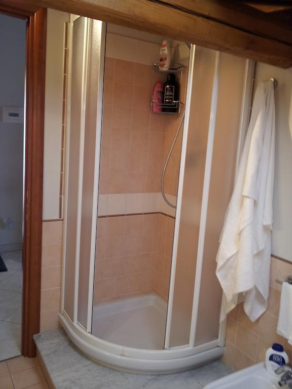 B&B Suite Viagrande Bilik gambar
